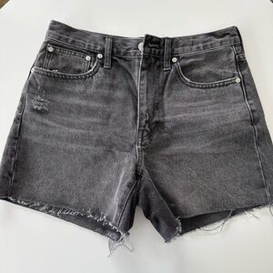 Madewell Relaxed Mid-Length Denim Shorts in Bradbrook Wash